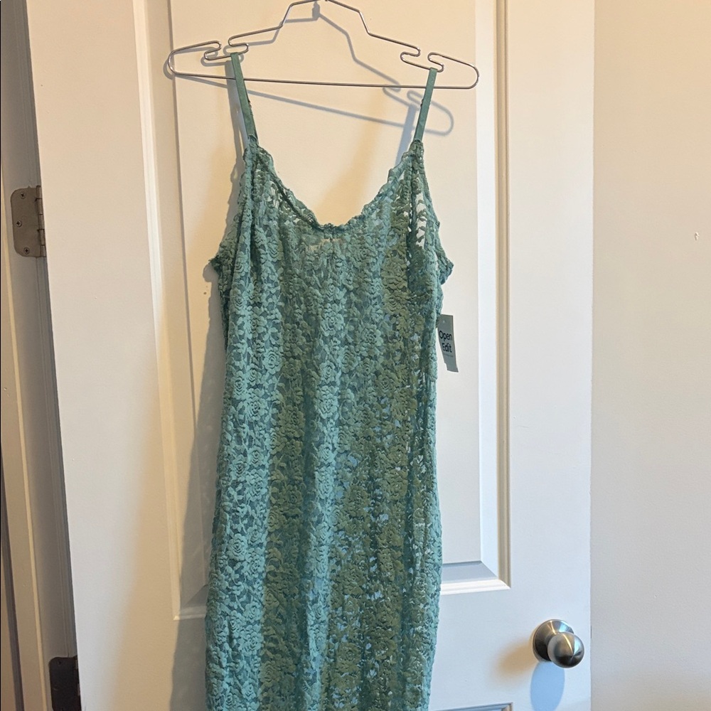 Elegant Lace Chemise in Teal